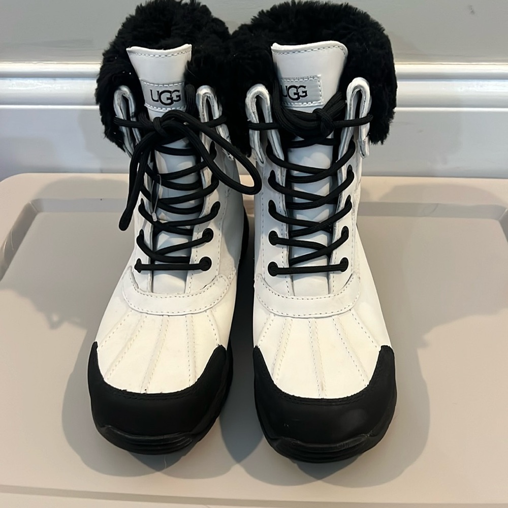 New, Men’s Butte Waterproof Lined Boot Size 8